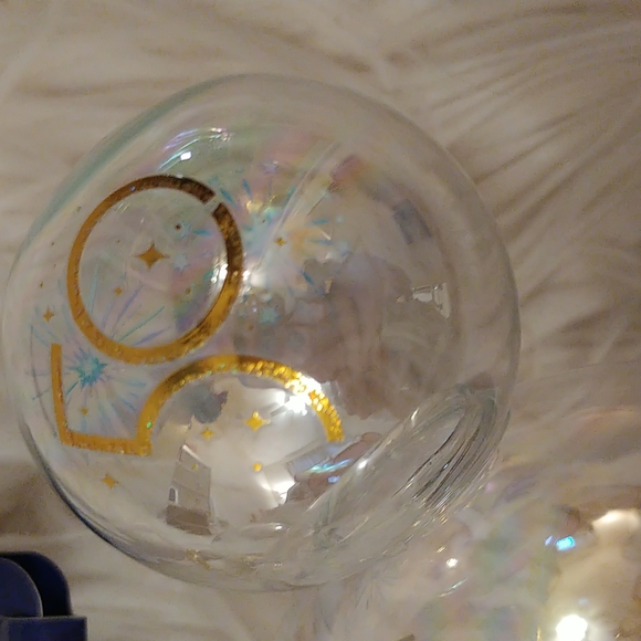 💙FIRM! NWT WALT DISNEY WORLD 50TH ANNIVERSARY 4 PARK ICON GLASS BLOWN ORNAMENT - Picture 7 of 10